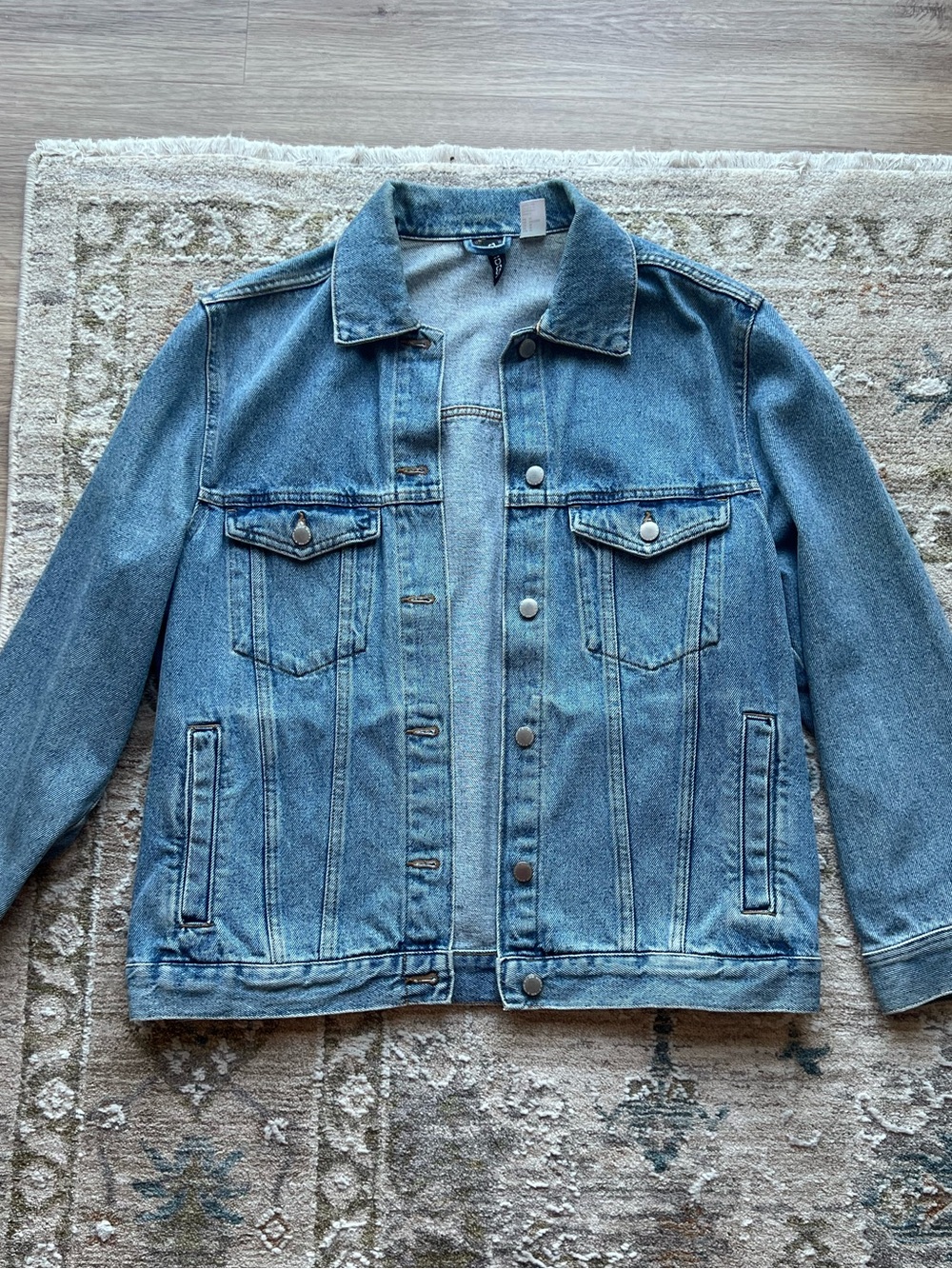 Divided Light Blue Denim Jean Jacket - Picture 2 of 3